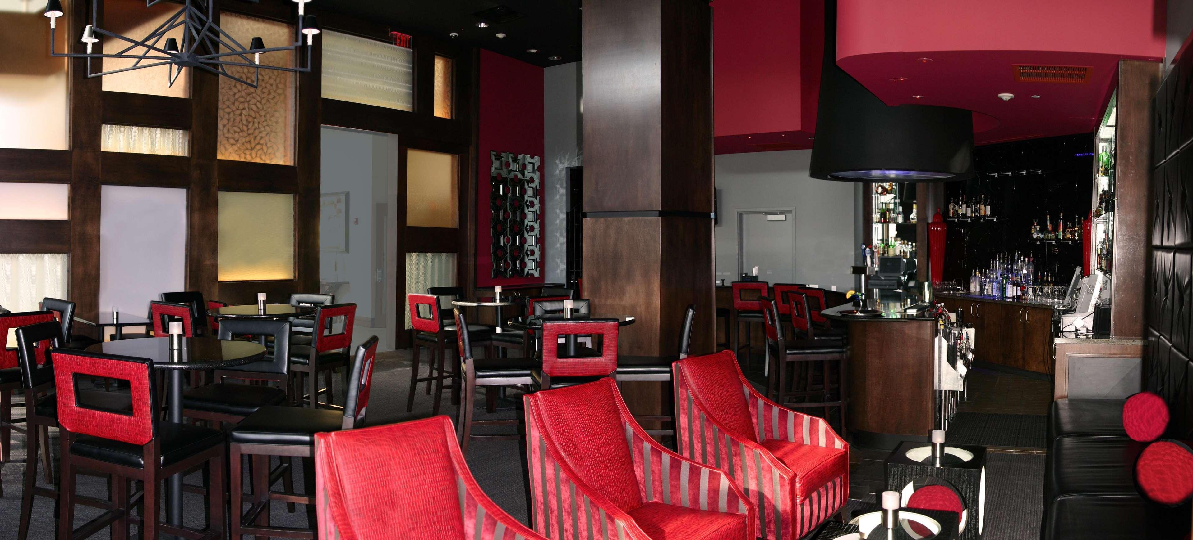 Hilton Promenade Branson Landing Hotel Restaurant photo